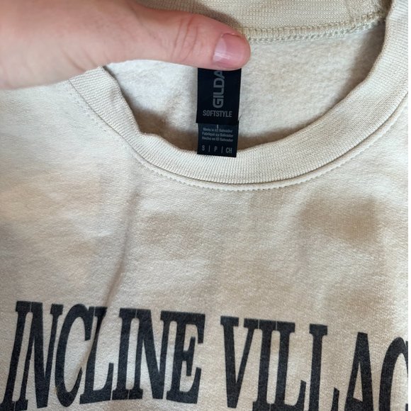 Incline Village vintage style sweatshirt size small never worn - Picture 2 of 2